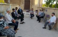 نشست هم‌اندیشی هنرمندان صنایع‌دستی قم