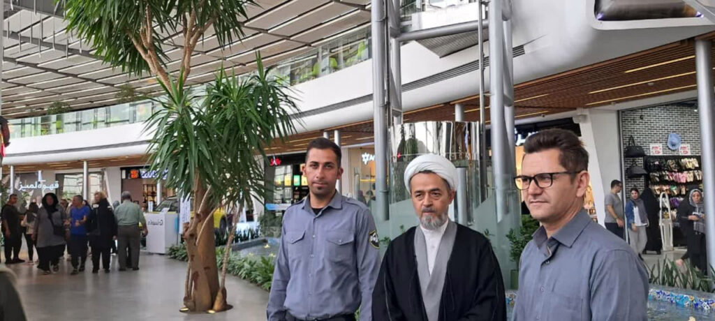 بازدید سرپرست میراث‌فرهنگی قم از مجتمع‌‌های گردشگری آزادراه قم _ تهران