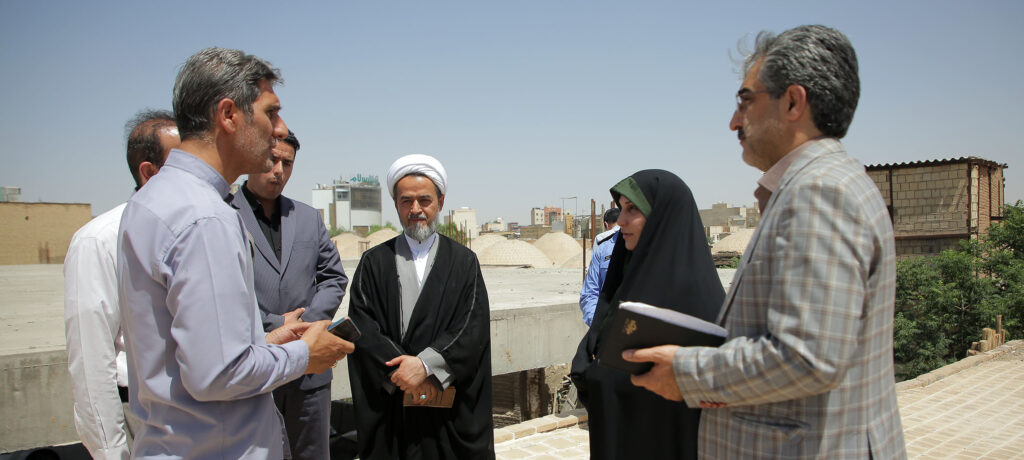 گزارش تصویری: بازدید از طرح سامان‌دهی سرای ملا حسین به مناسبت هفته میراث‌فرهنگی